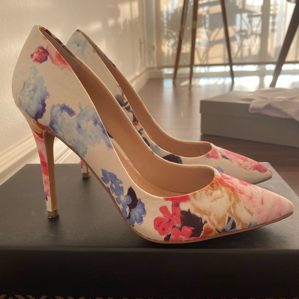 Charles by Charles David Floral Heels